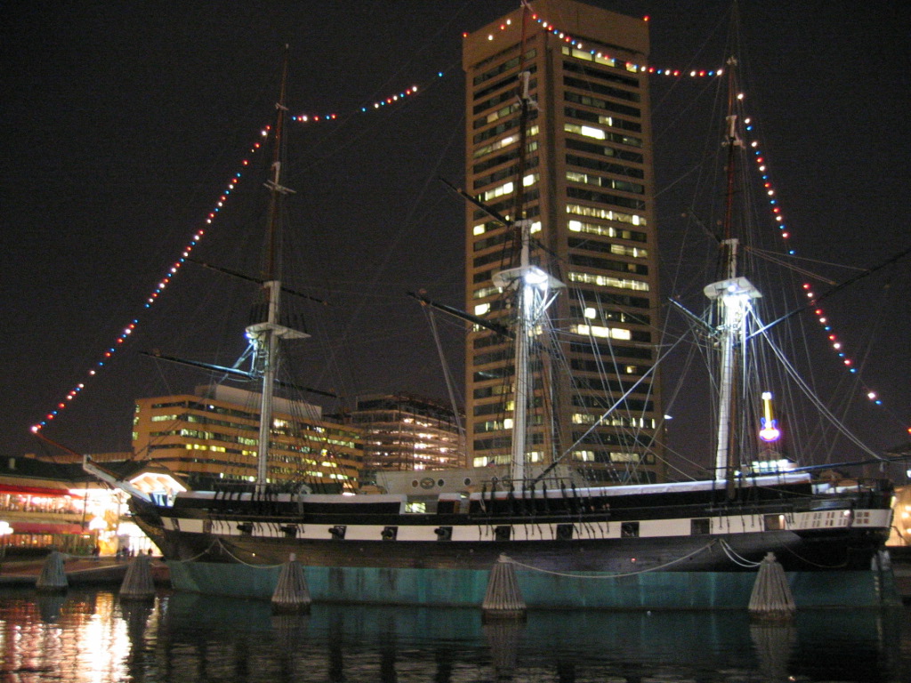 uss-constellation-noite2